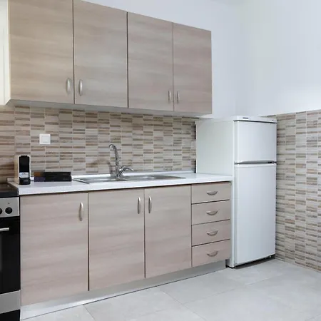 Aelia Apartment